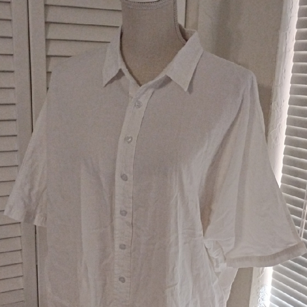 Elegant White Women's Button Down Shirt - Picture 2 of 6
